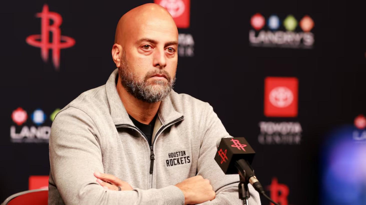 狗子28中国-记者：火箭与联盟一半球队谈判过，曾谈过伊森、芬尼-史密斯和卡佩拉