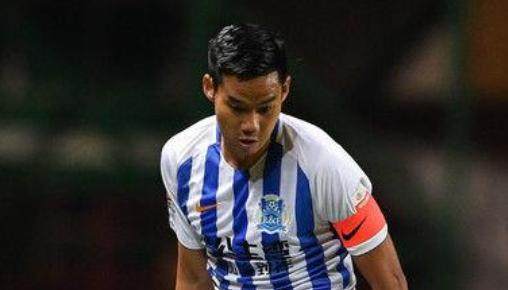 狗子28app-官方：弋腾完成两肩周肘手术 目前仍未能归队训练